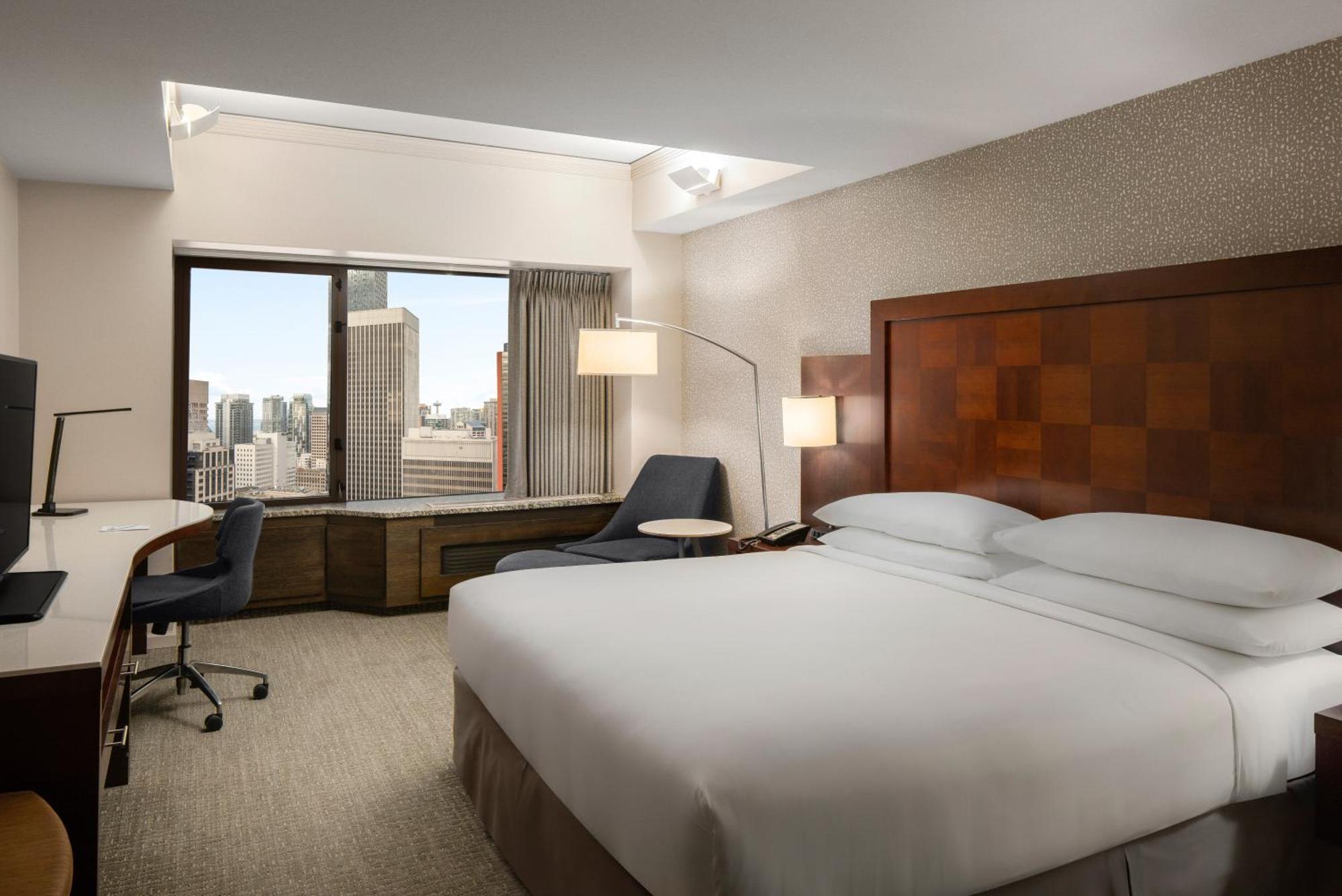 Renaissance Seattle Hotel Exterior photo