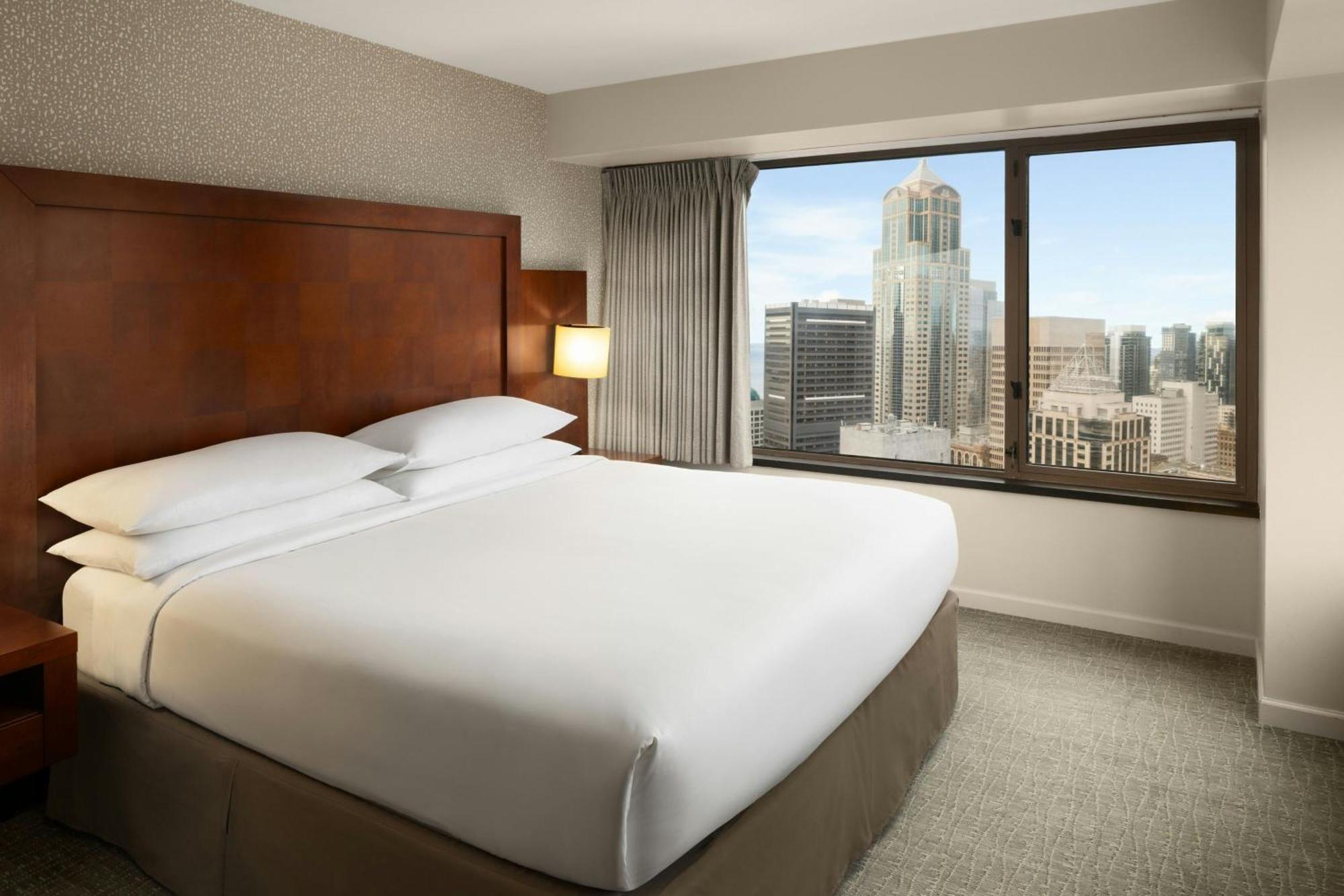 Renaissance Seattle Hotel Exterior photo